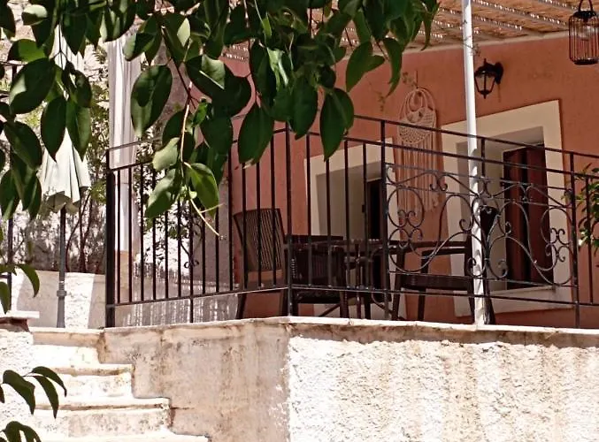 Matina Ferienhaus Valsamata